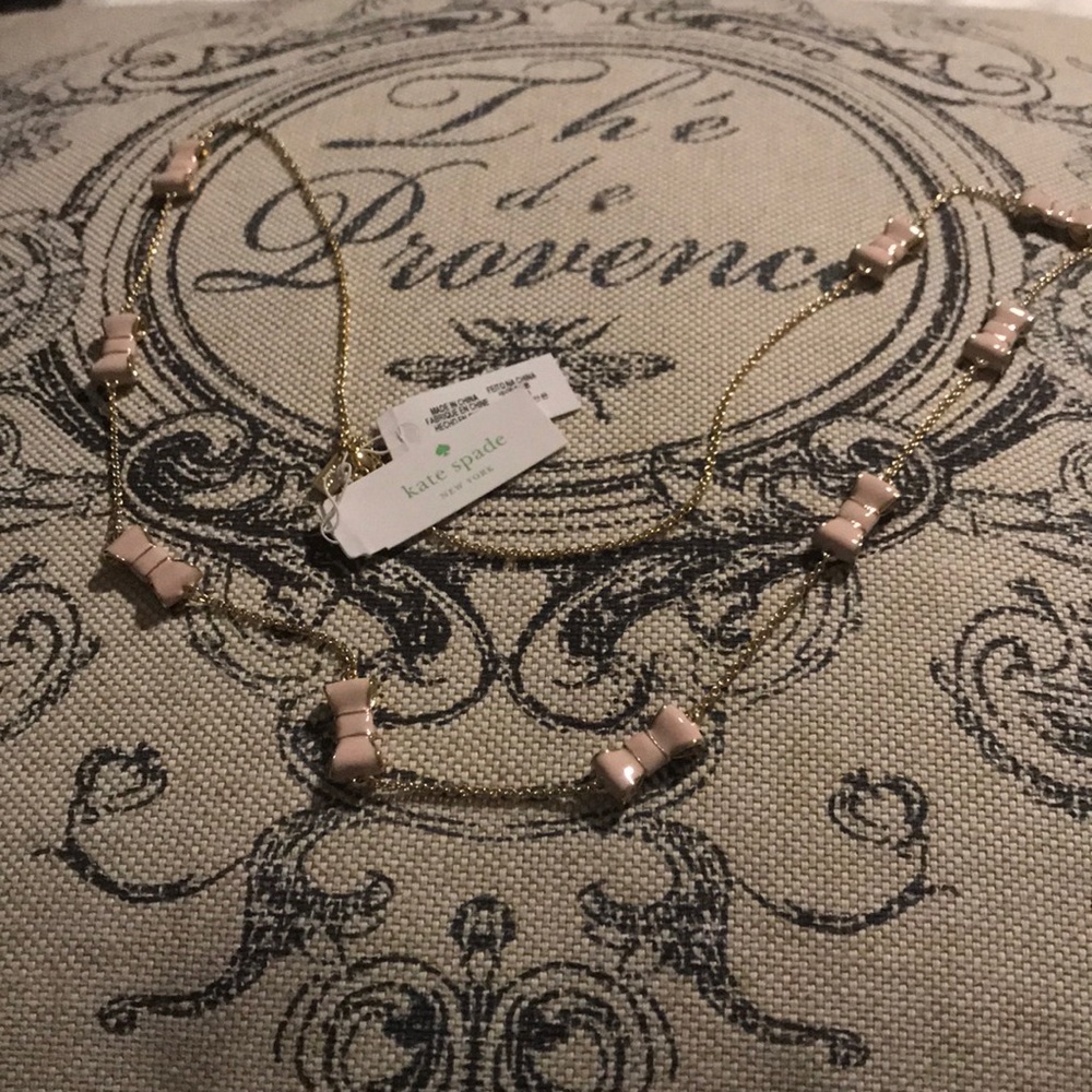 Gorgeous Kate Spade necklace ♠️